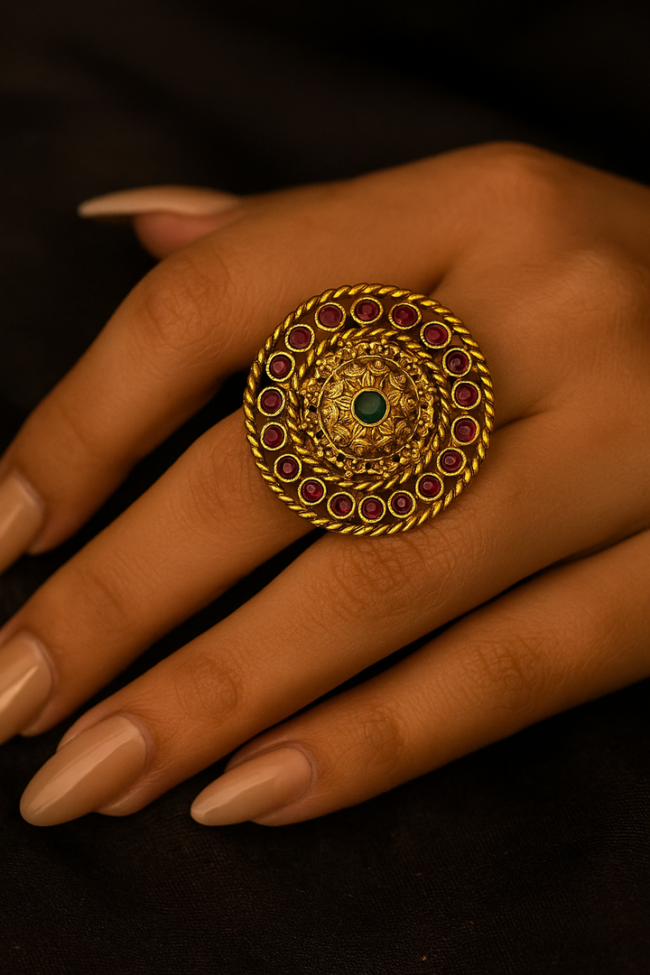 Antique Gold Adjustable Ring – Ruby & Emerald Stone Traditional Design