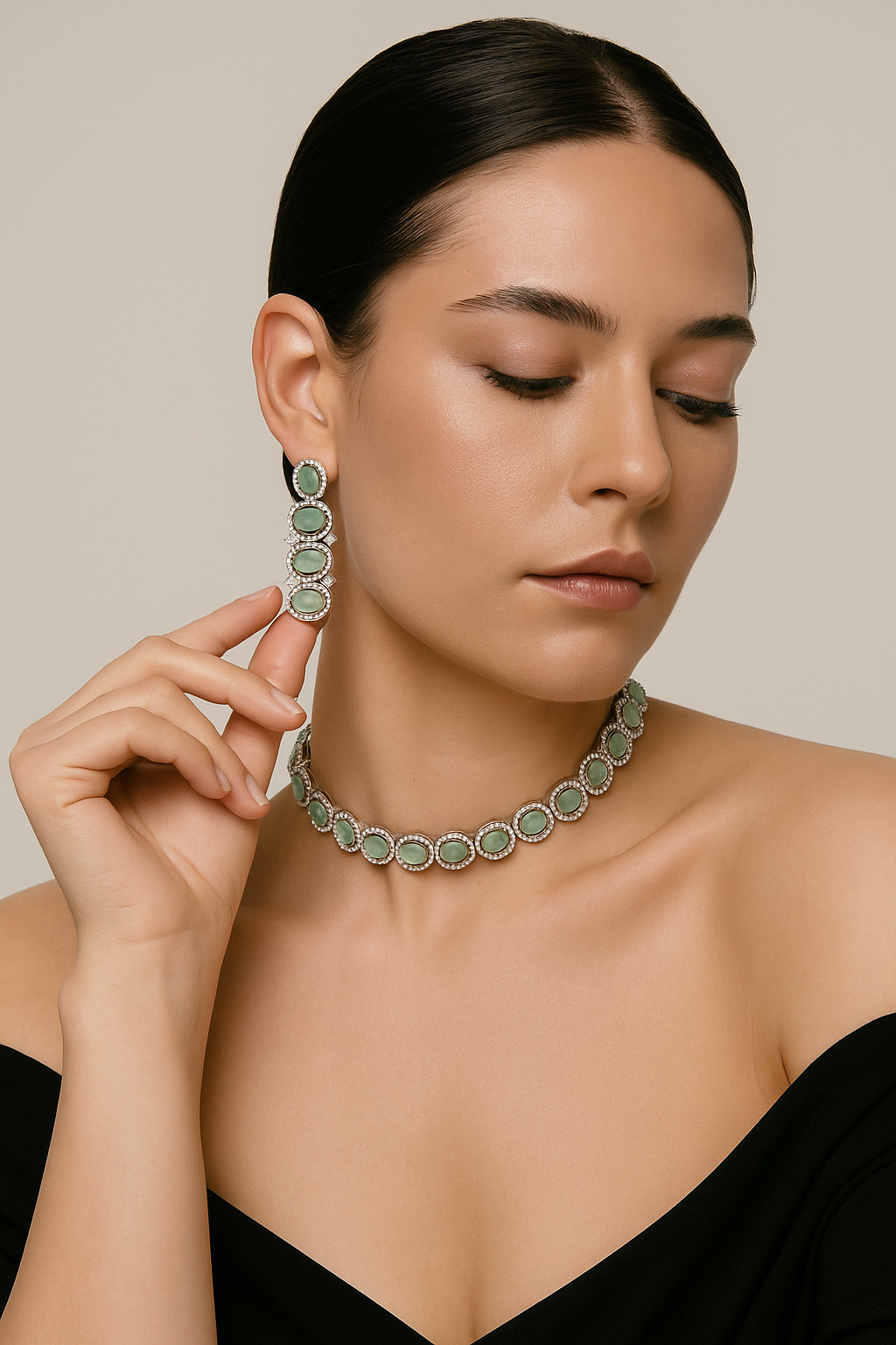 Mint Green Oval Diamond Look Choker Set