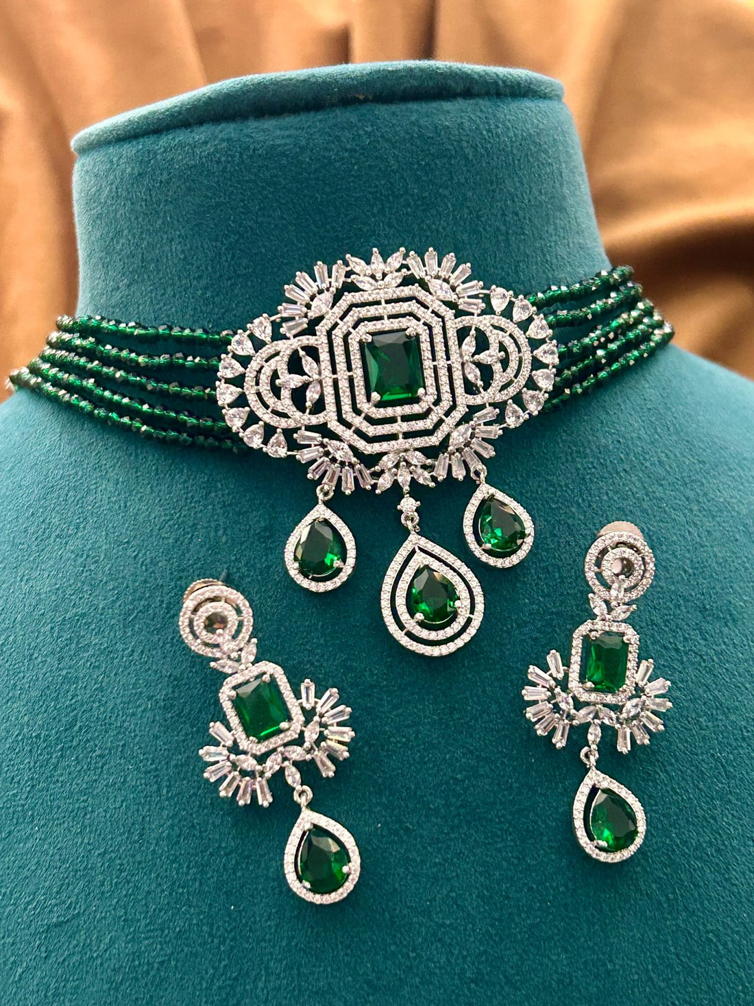 Emerald Green Diamond Choker Set with Statement Earrings