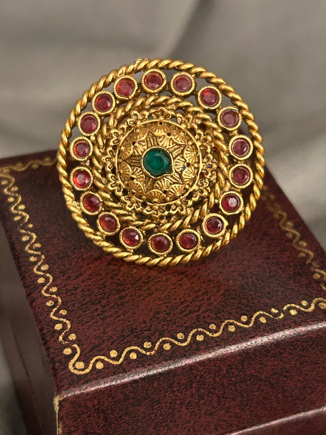 Antique Gold Adjustable Ring – Ruby & Emerald Stone Traditional Design