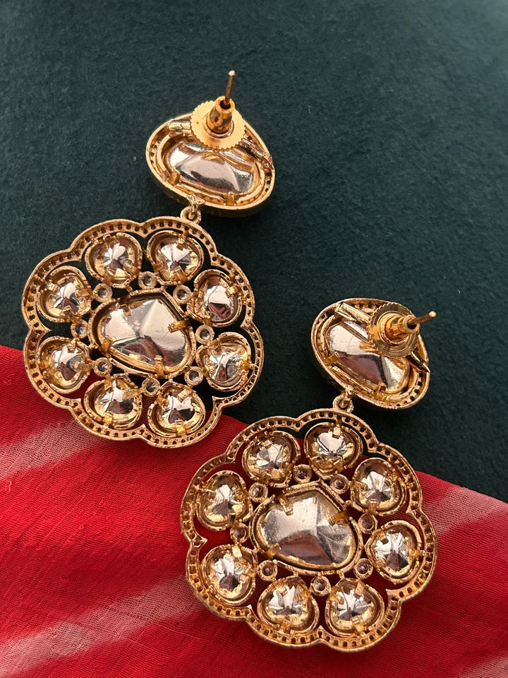 Royal Kundan Choker Necklace Set with Earrings – Gold Finish