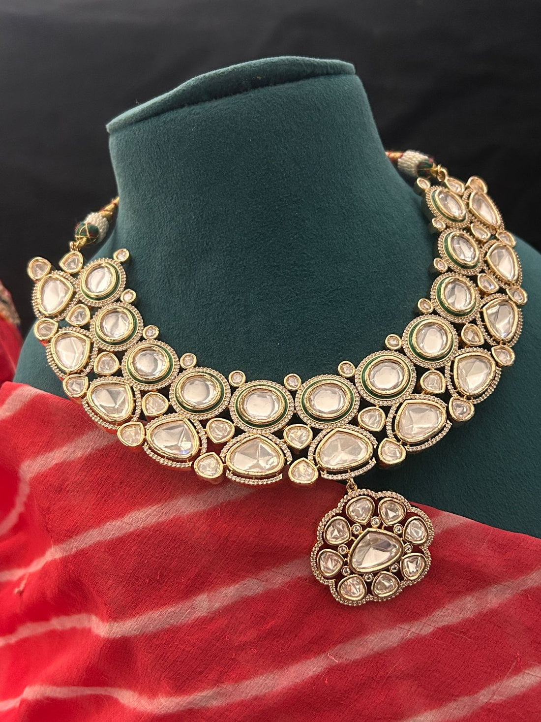 Royal Kundan Choker Necklace Set with Earrings – Gold Finish