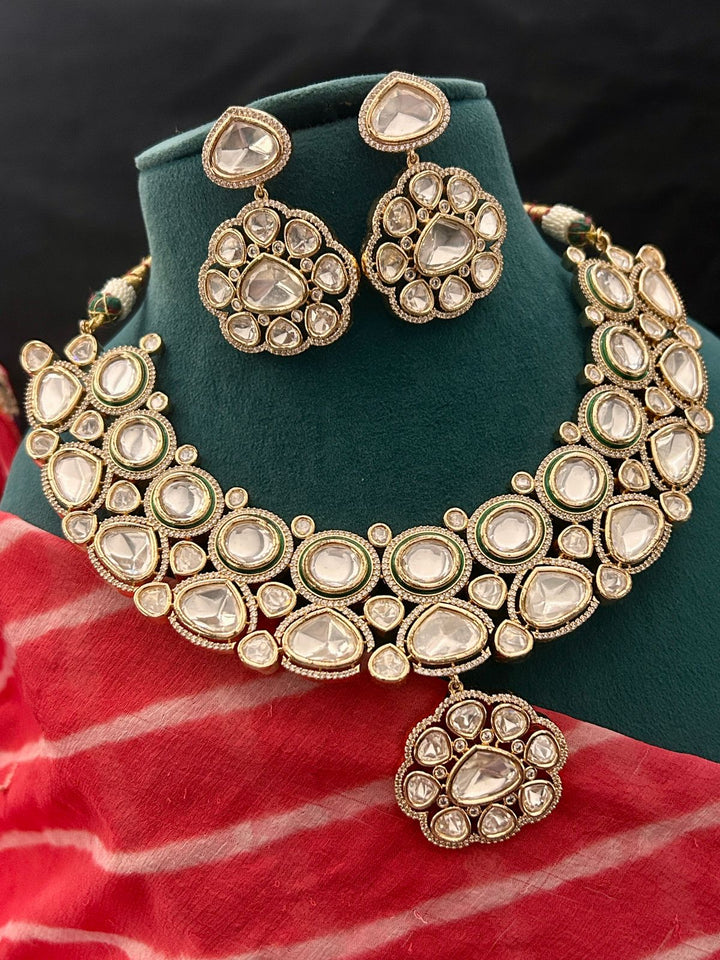 Royal Kundan Choker Necklace Set with Earrings – Gold Finish