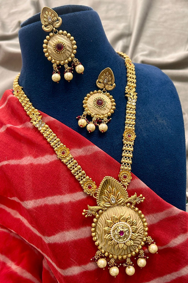 Antique Gold Round Pendant Necklace with Pearl Drops & Earrings