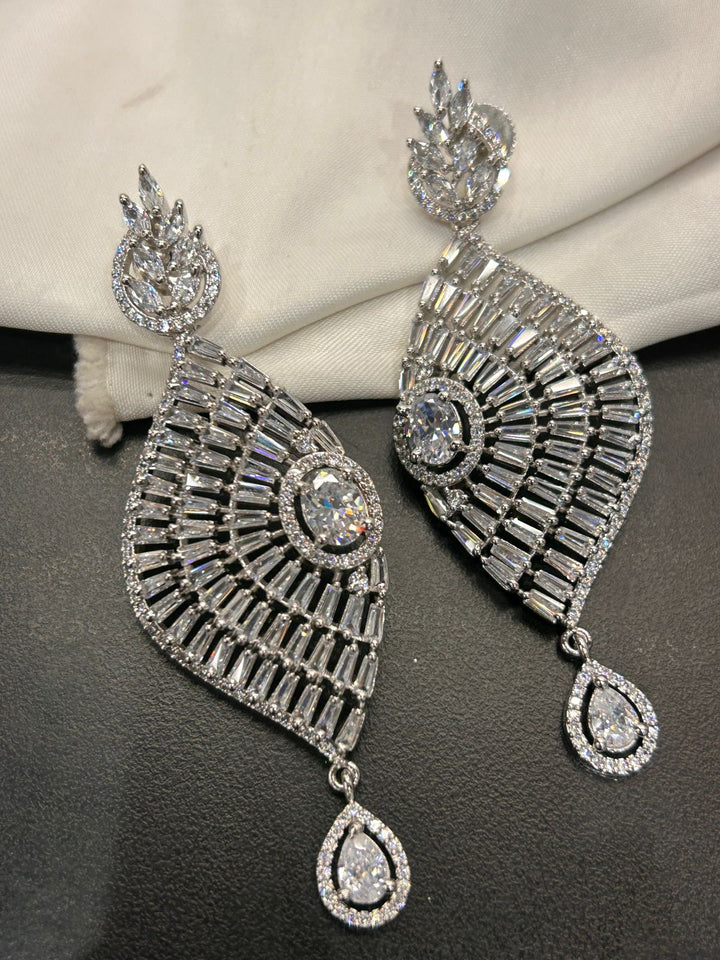 Luxury CZ Fan-Shaped Drop Earrings