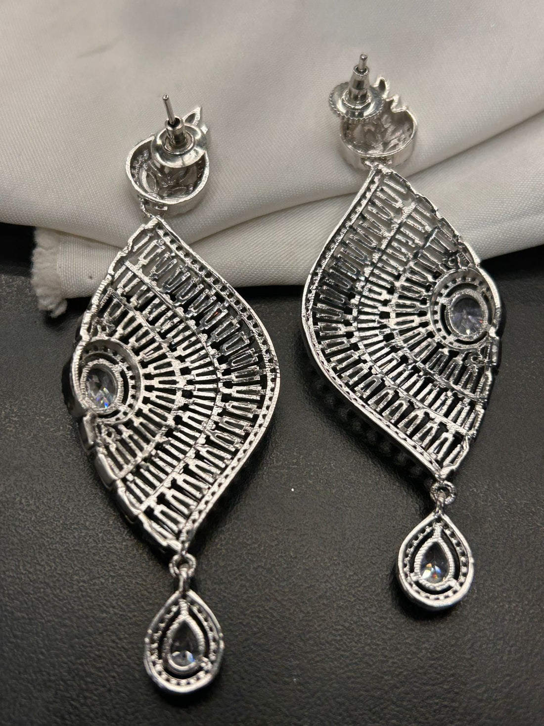 Luxury CZ Fan-Shaped Drop Earrings