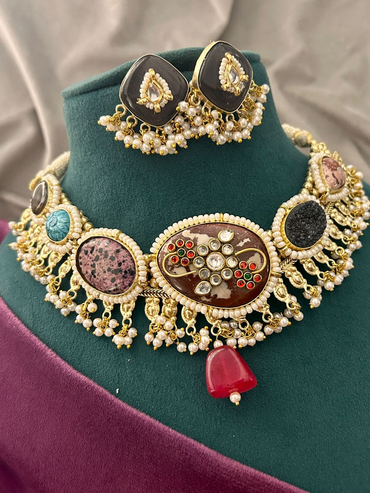 Heritage Black Stone Kundan Choker Necklace Set with Pearls