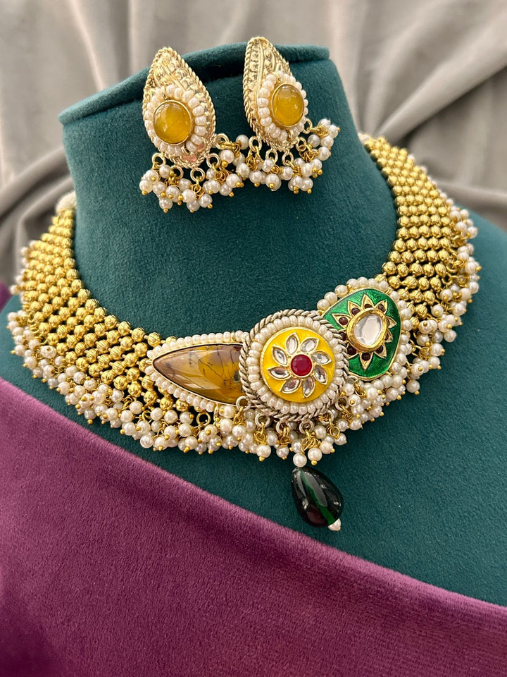 Regal Kundan Pearl Choker Set with Earrings