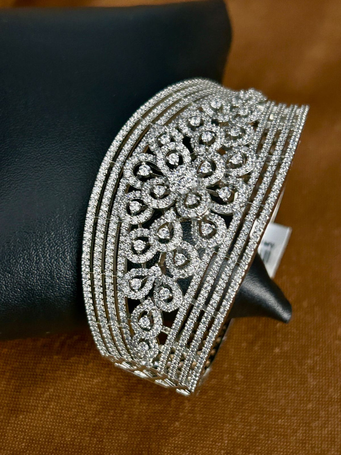 Silver CZ Diamond Look Openable Bracelet