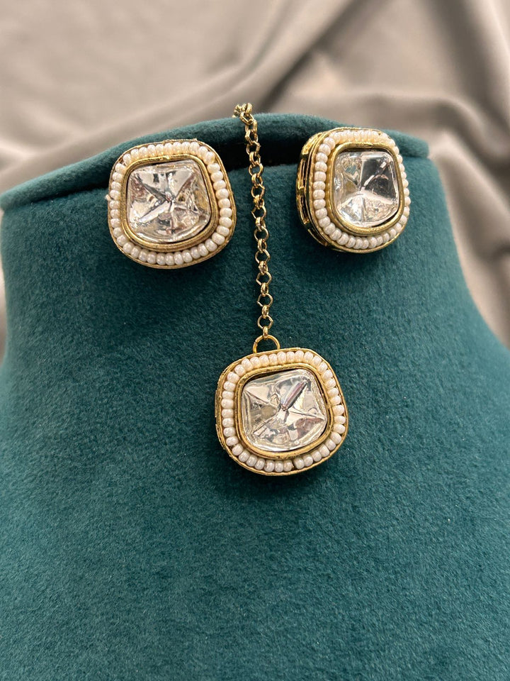 Classic Kundan Polki Necklace Set with Earrings & Maang Tikka – Bridal Jewellery