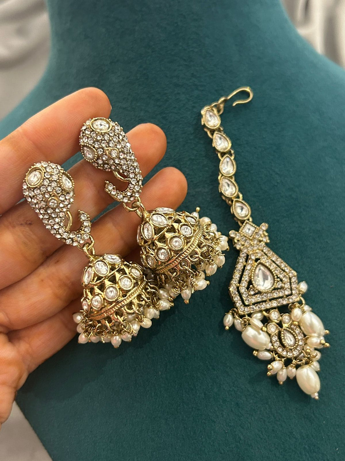 Pearl White Kundan Choker Set with Jhumkas and Maang Tikka