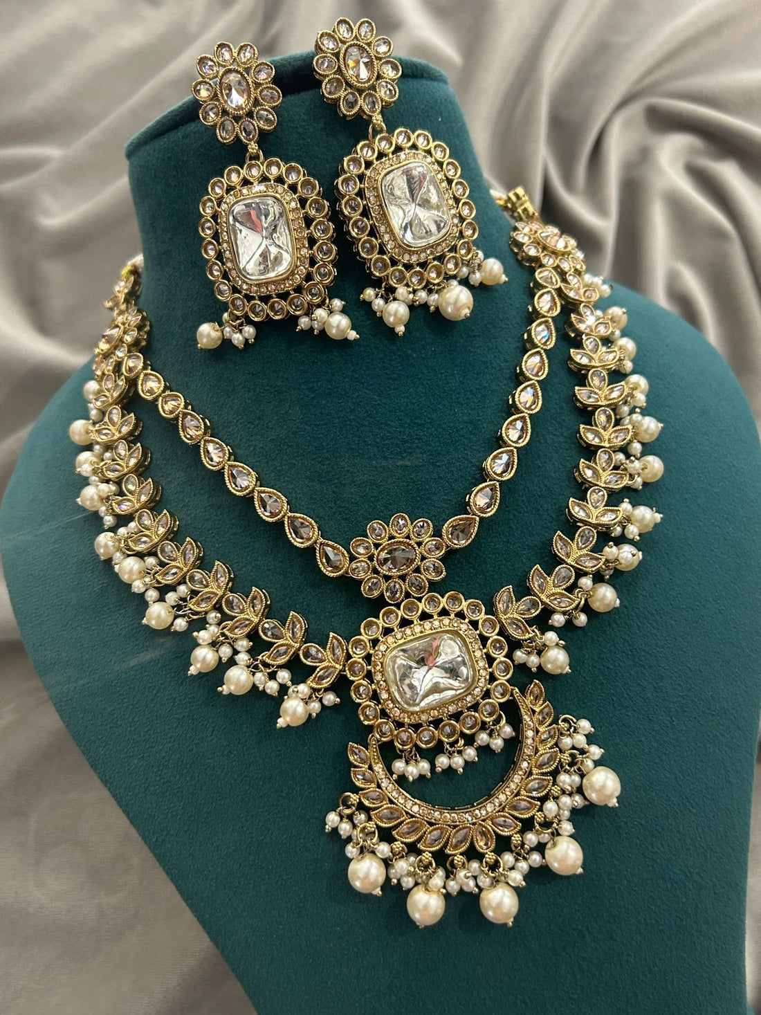 Antique Pearl Kundan Necklace Set with Dual Layer Design