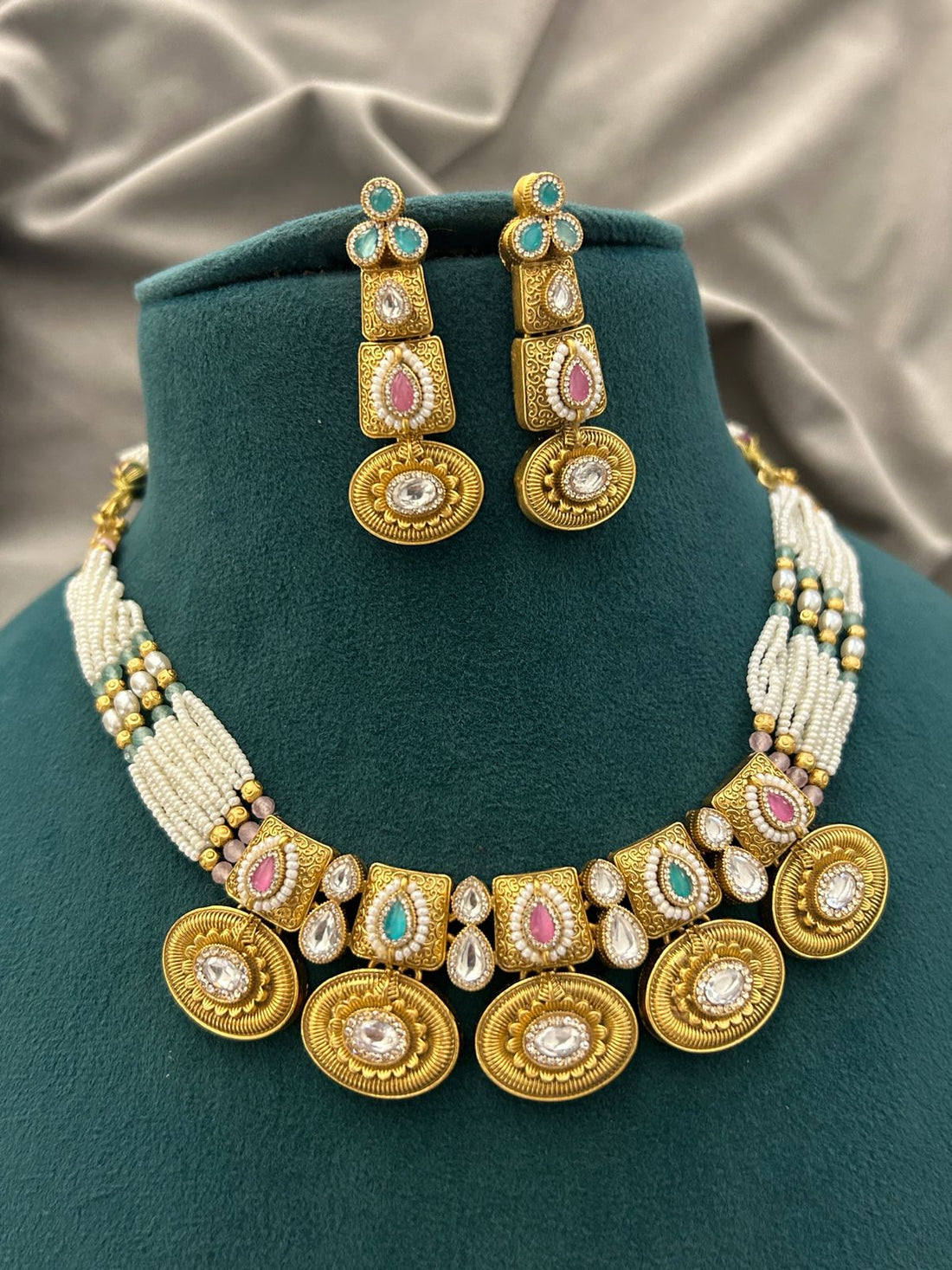 Antique Gold Pearl Necklace Set – Multicolor Stone & Kundan Design