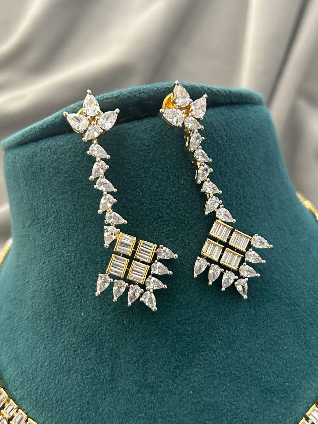 Gold Finish V-Shape Diamond Look Necklace Set