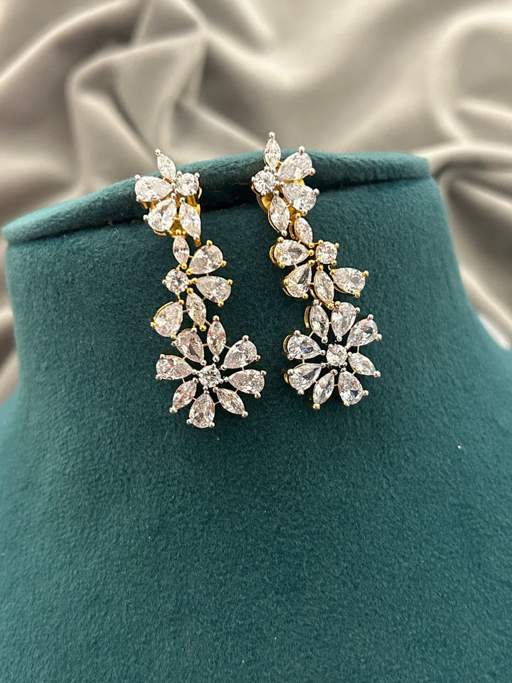 Eternal Bloom Diamond Look Necklace Set