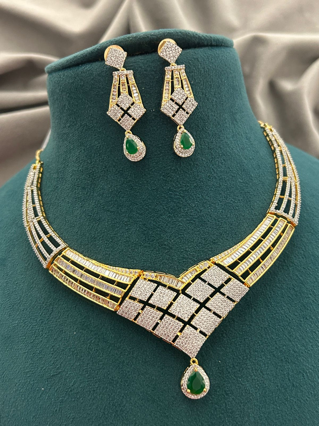 Emerald Drop Diamond Look Necklace Set