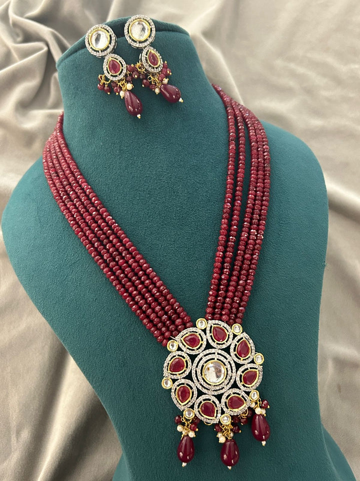 Maroon Kundan Circle Pendant Necklace Set