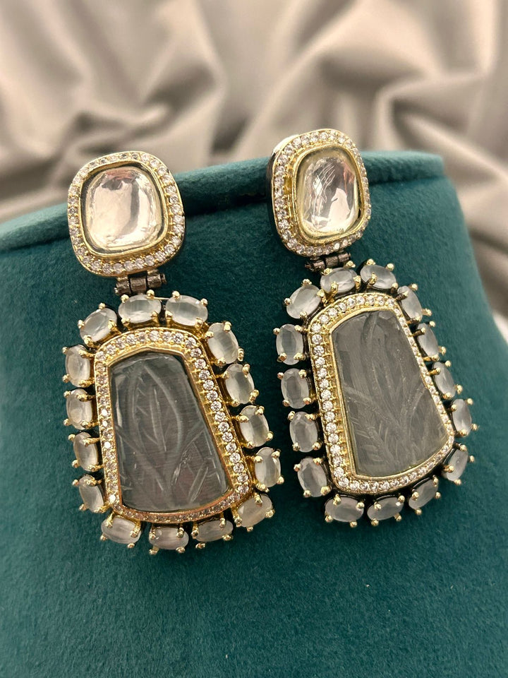 Pearl & Grey Stone Necklace Set – Elegant Bridal Party Wear Jewellery