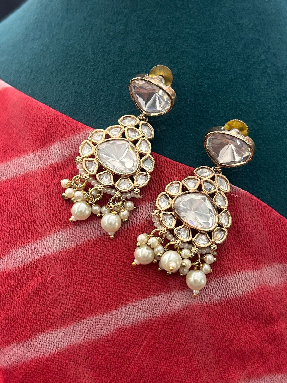 Royal Kundan Bridal Necklace Set with Pearls & Earrings