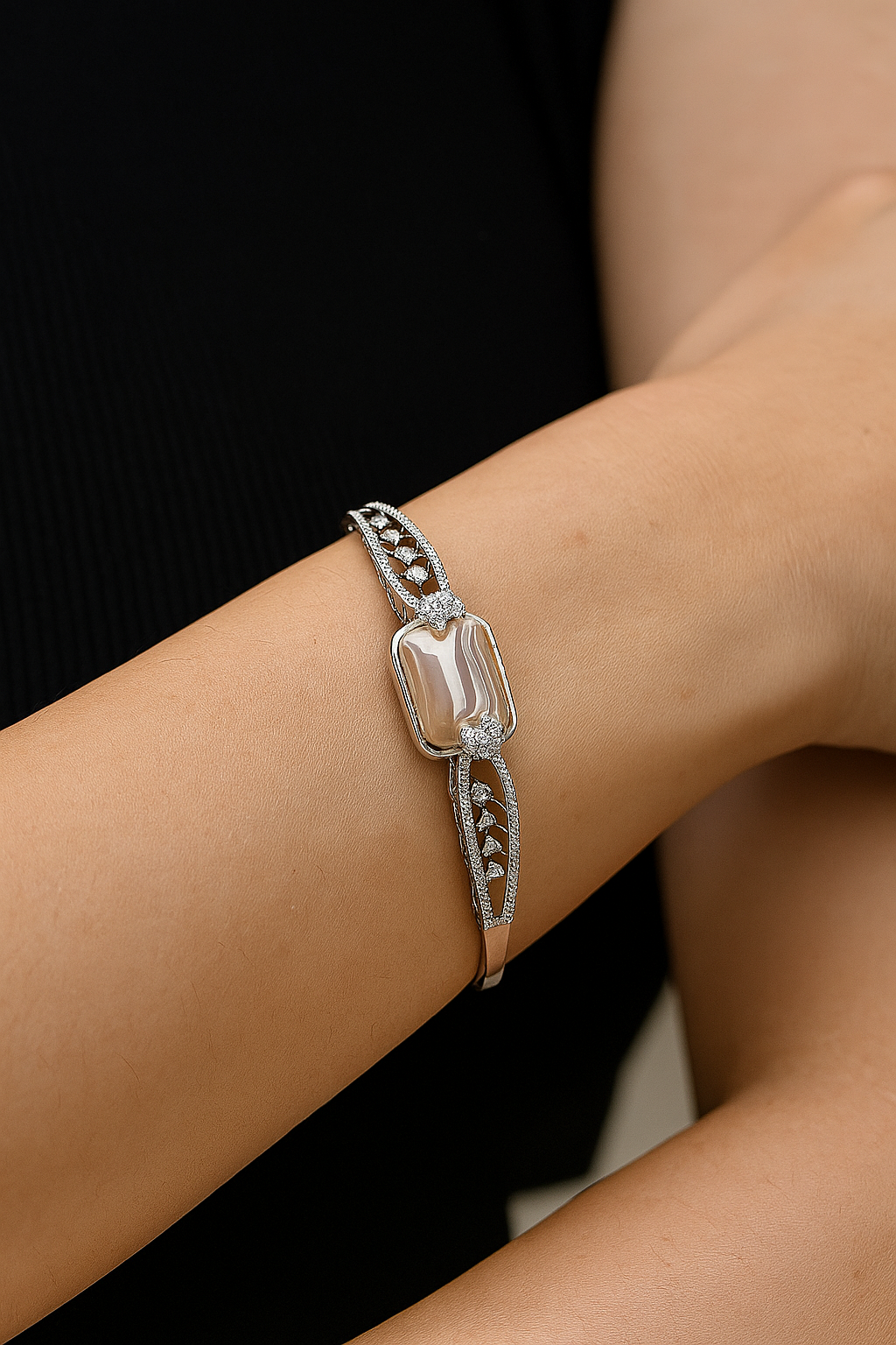 Elegant Pearl Stone & Diamond Openable Bracelet