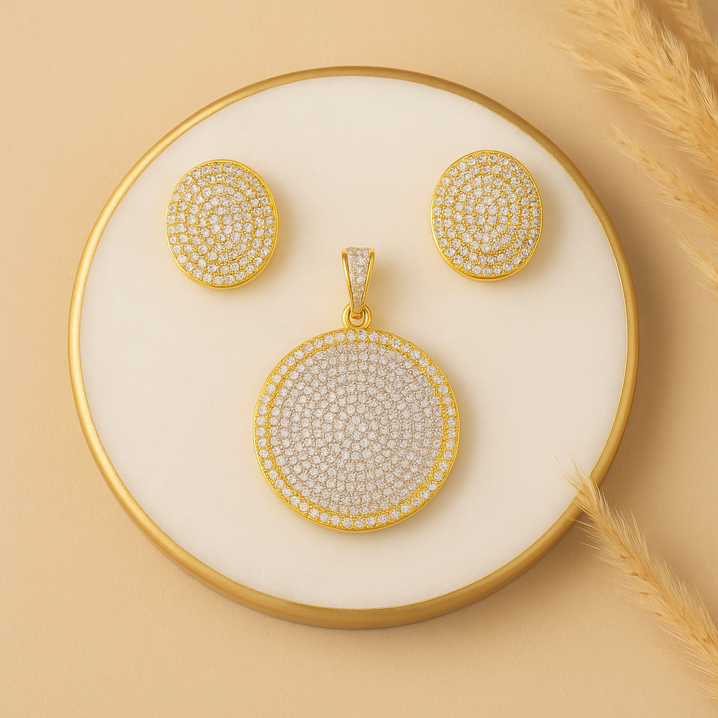 Round Full AD Diamond Pendant Set in Gold Finish