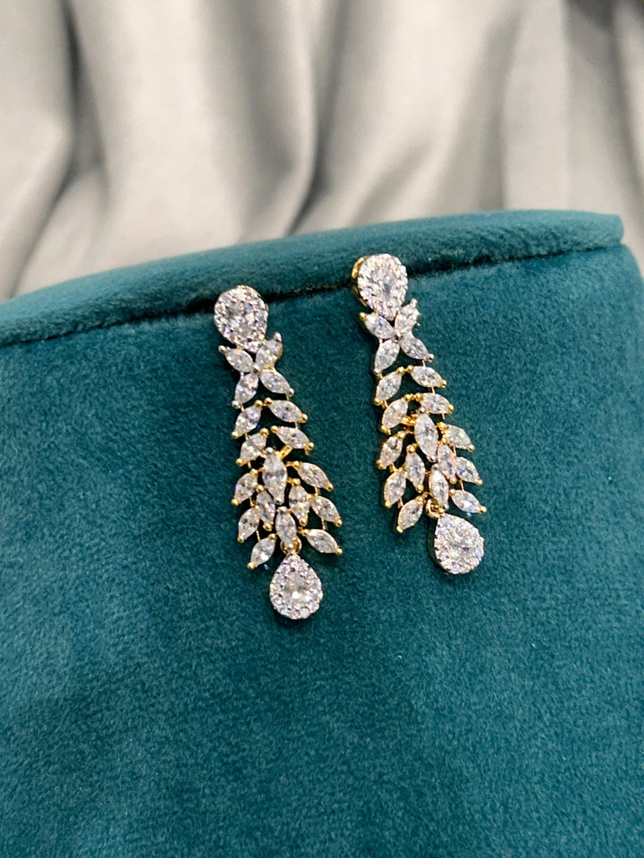 Floral Designer Diamond Necklace Set – Gold Finish with CZ Stones
