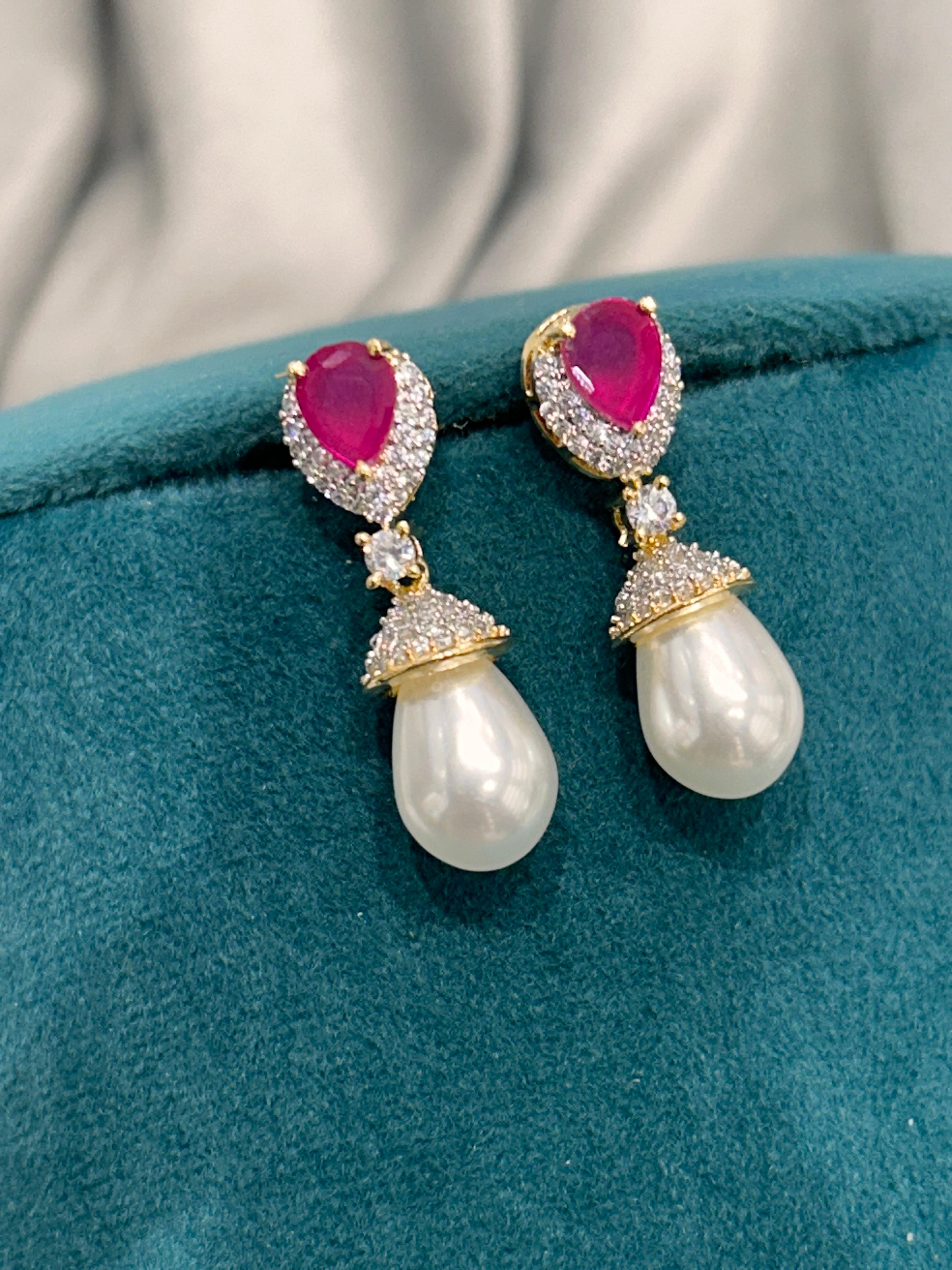 Classic Pearl Necklace Set with Ruby Pendant – Gold Finish