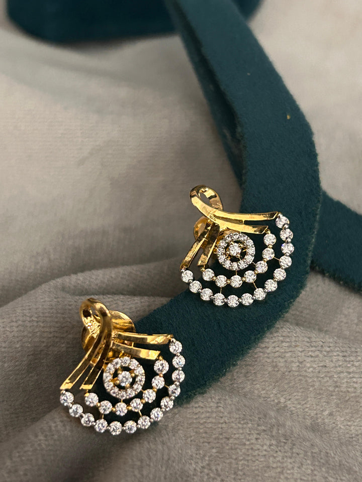 Diamond Drapes Pendant Set