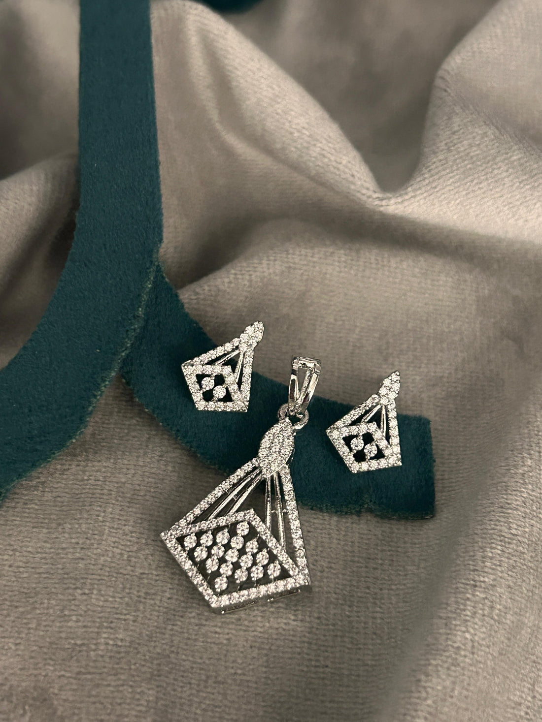 Silver Prism Diamond Pendant Set
