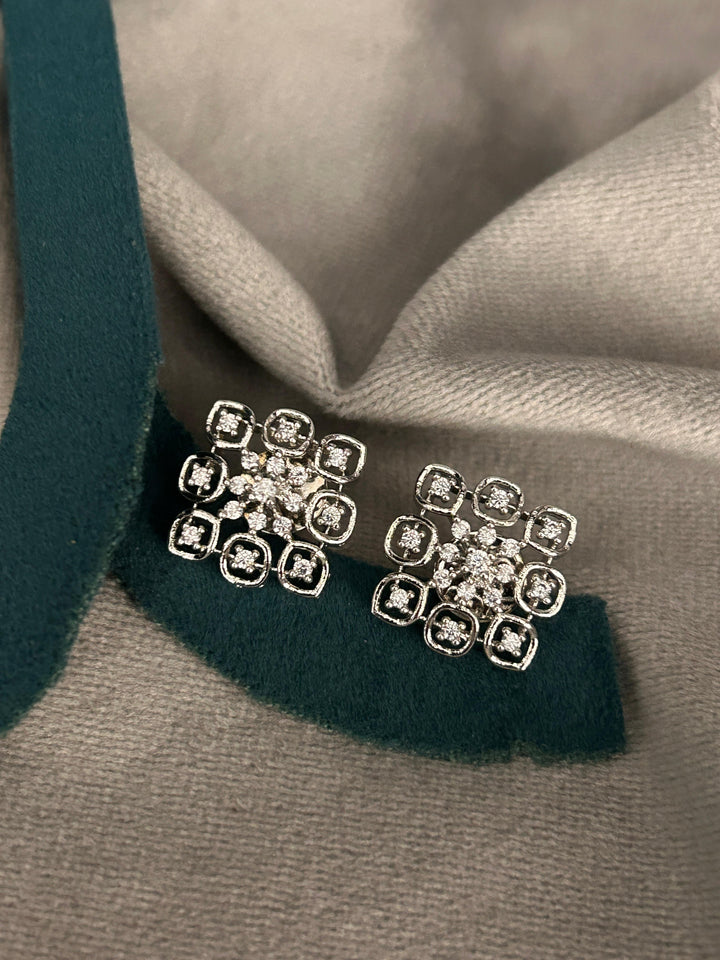 Silver Bloom Square Pendant Set