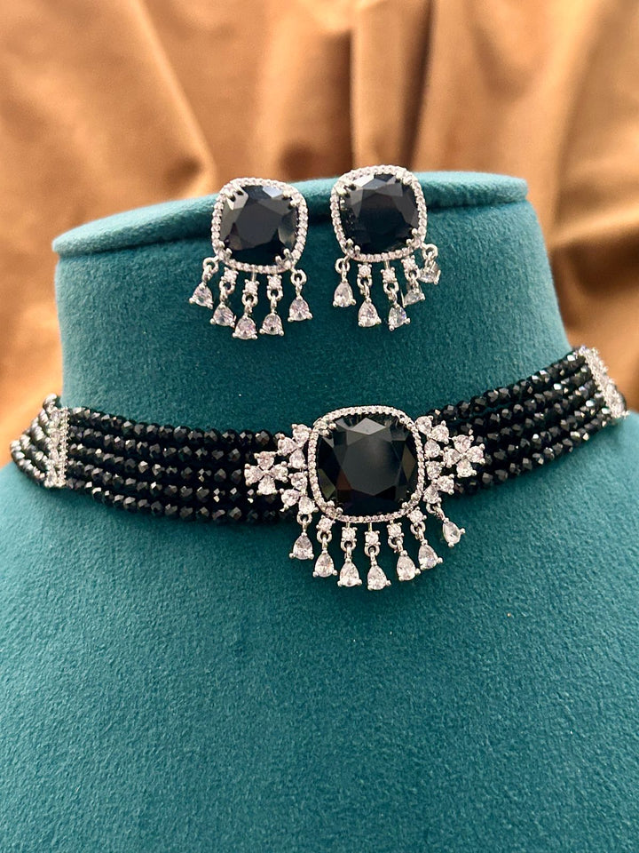 Elegant Black Stone Diamond Choker Set