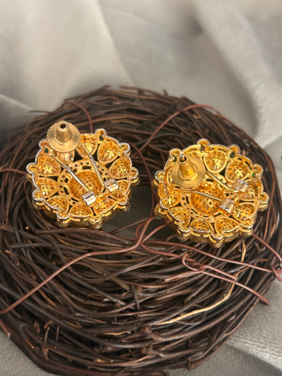 Round Kundan Stud Earrings with Green Accents