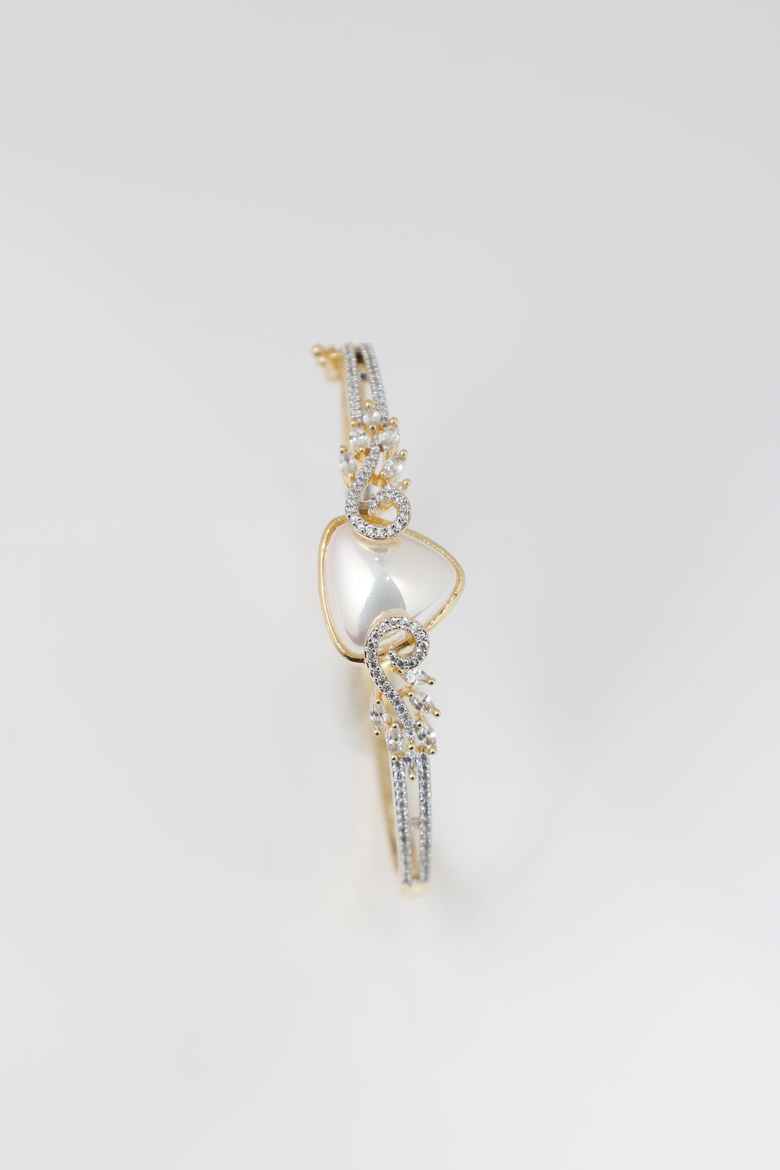 Mop Bracellete
