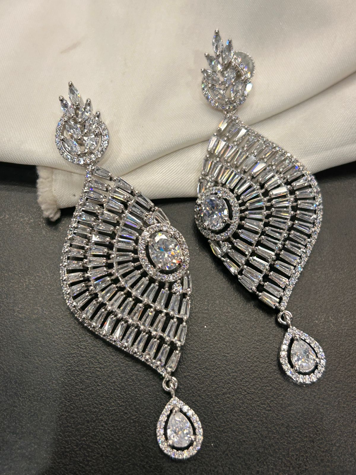 Luxury CZ Fan-Shaped Drop Earrings