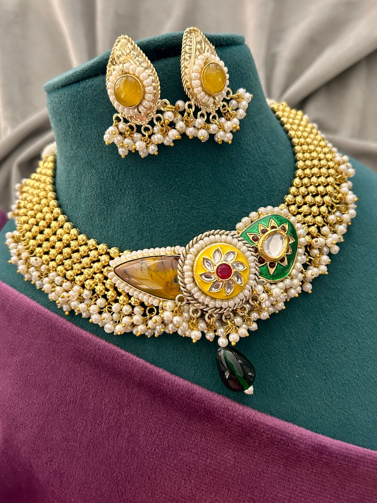 Regal Kundan Pearl Choker Set with Earrings