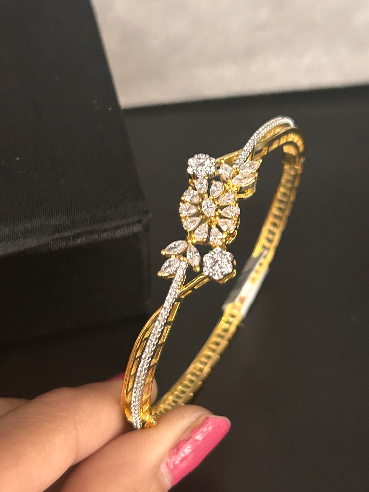 Floral Diamond CZ Openable Bracelet