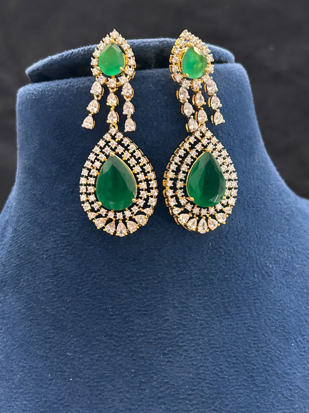 Royal Green Stone Necklace Set with Earrings