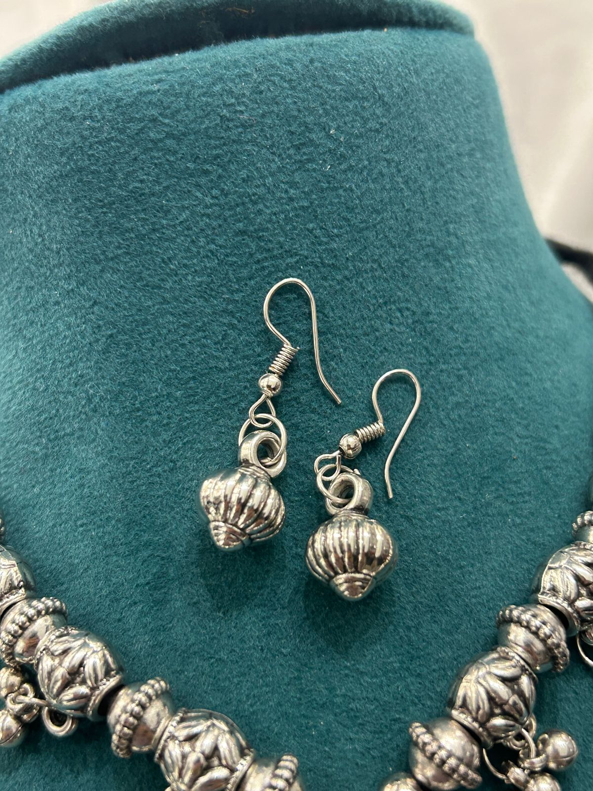 Oxidized Silver Round Pendant Necklace Set with Earrings