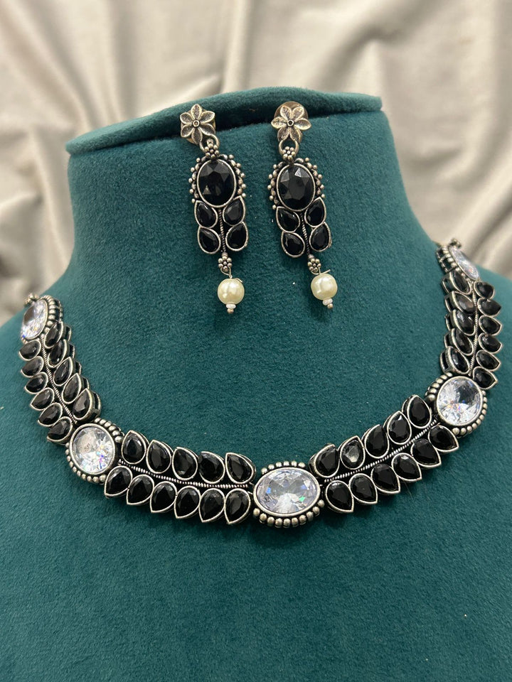 Black Stone & White Crystal Choker Necklace Set with Earrings