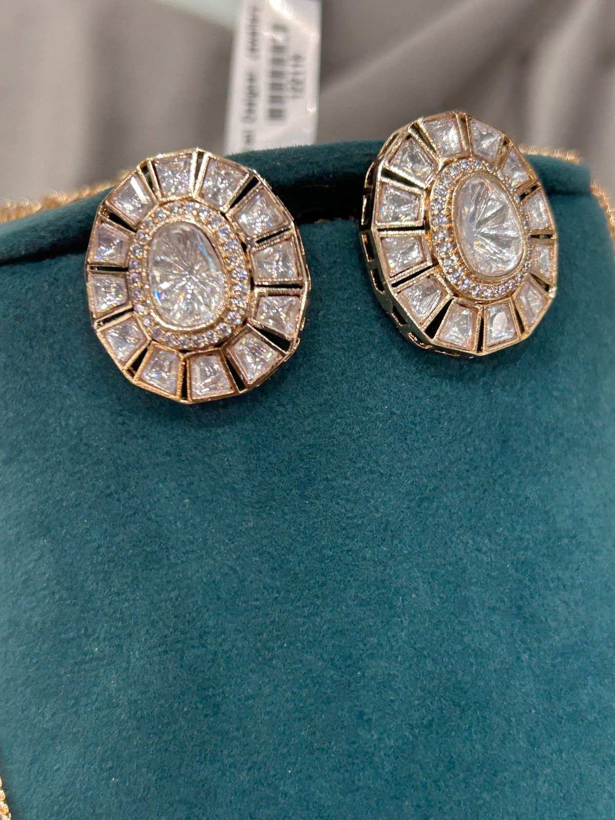 Royal Diamond Look Drop Necklace Set