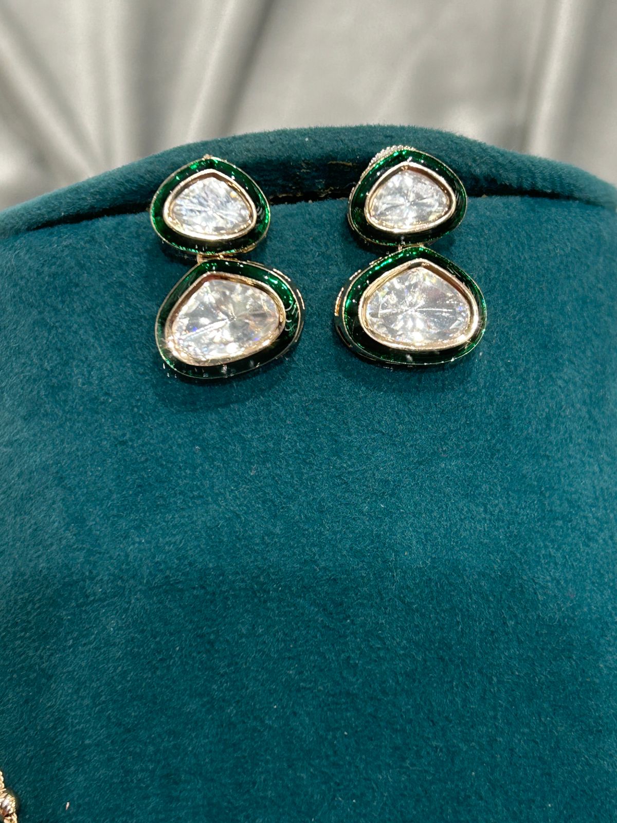 Green Border Diamond Look Pendant Necklace Set