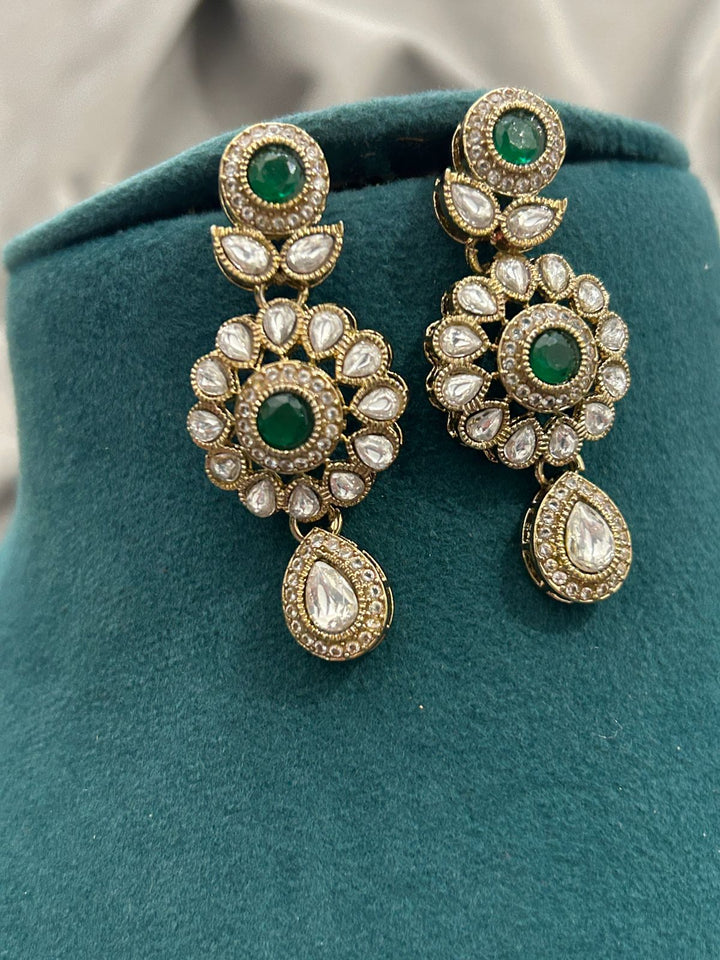 Emerald Green Stone Kundan Necklace Set with Earrings