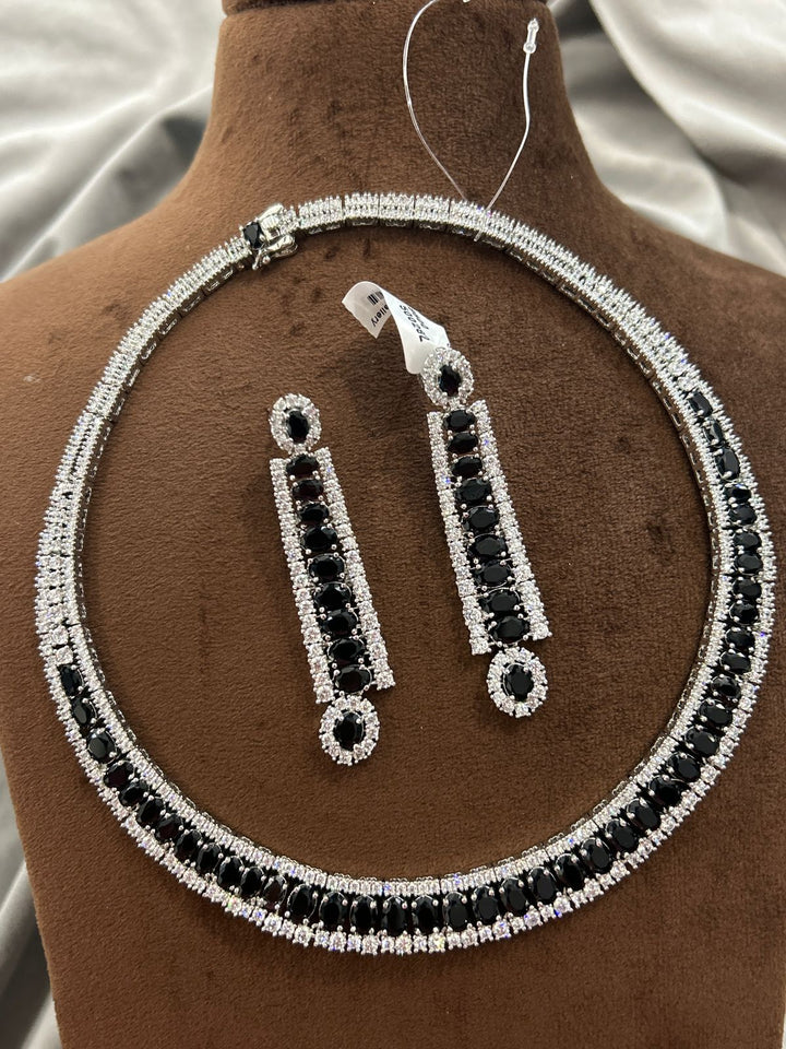 Black Stone Diamond Choker Necklace Set