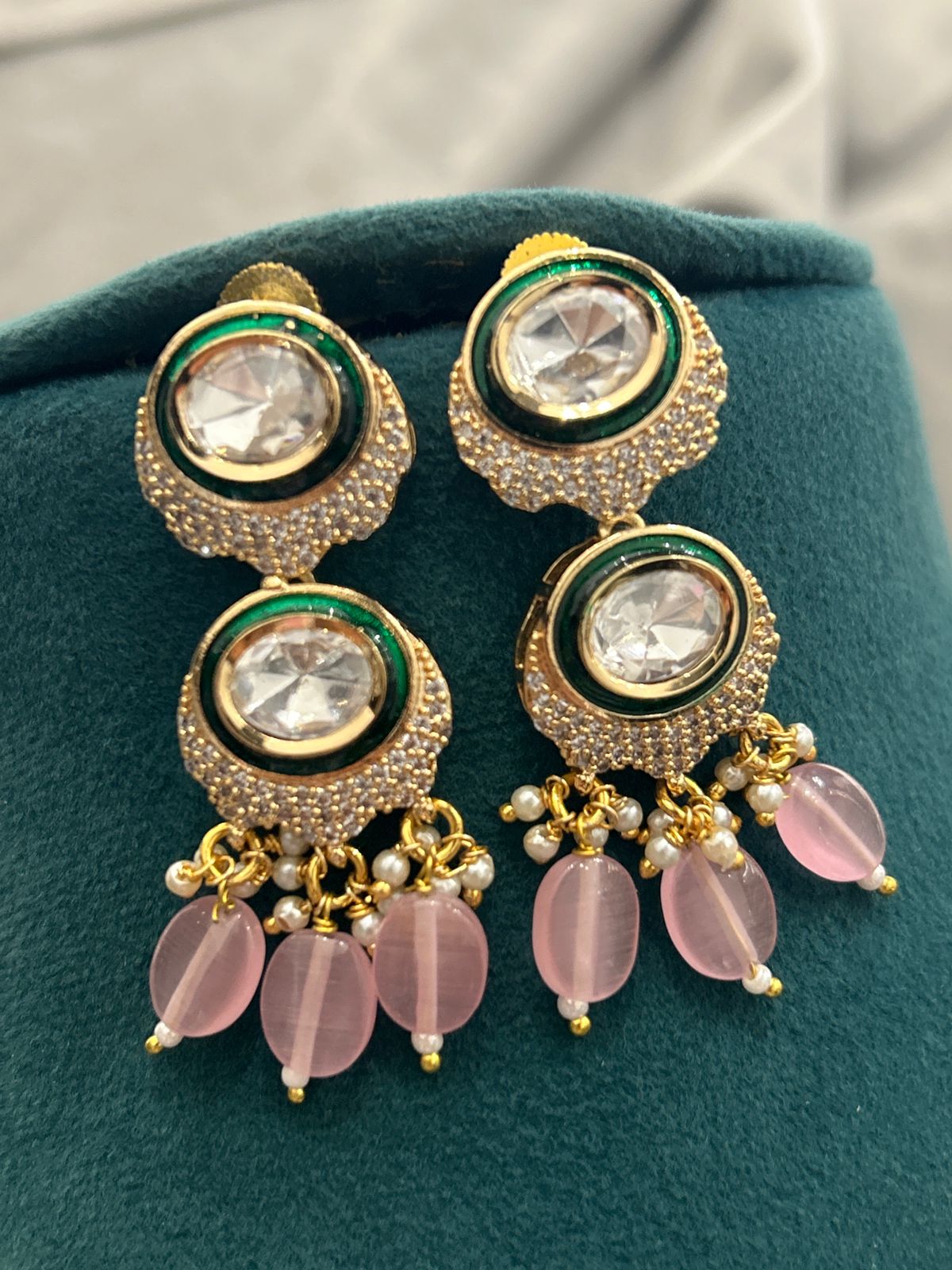 Pastel Pink Beaded Kundan Necklace Set – Elegant Gold & Green Finish