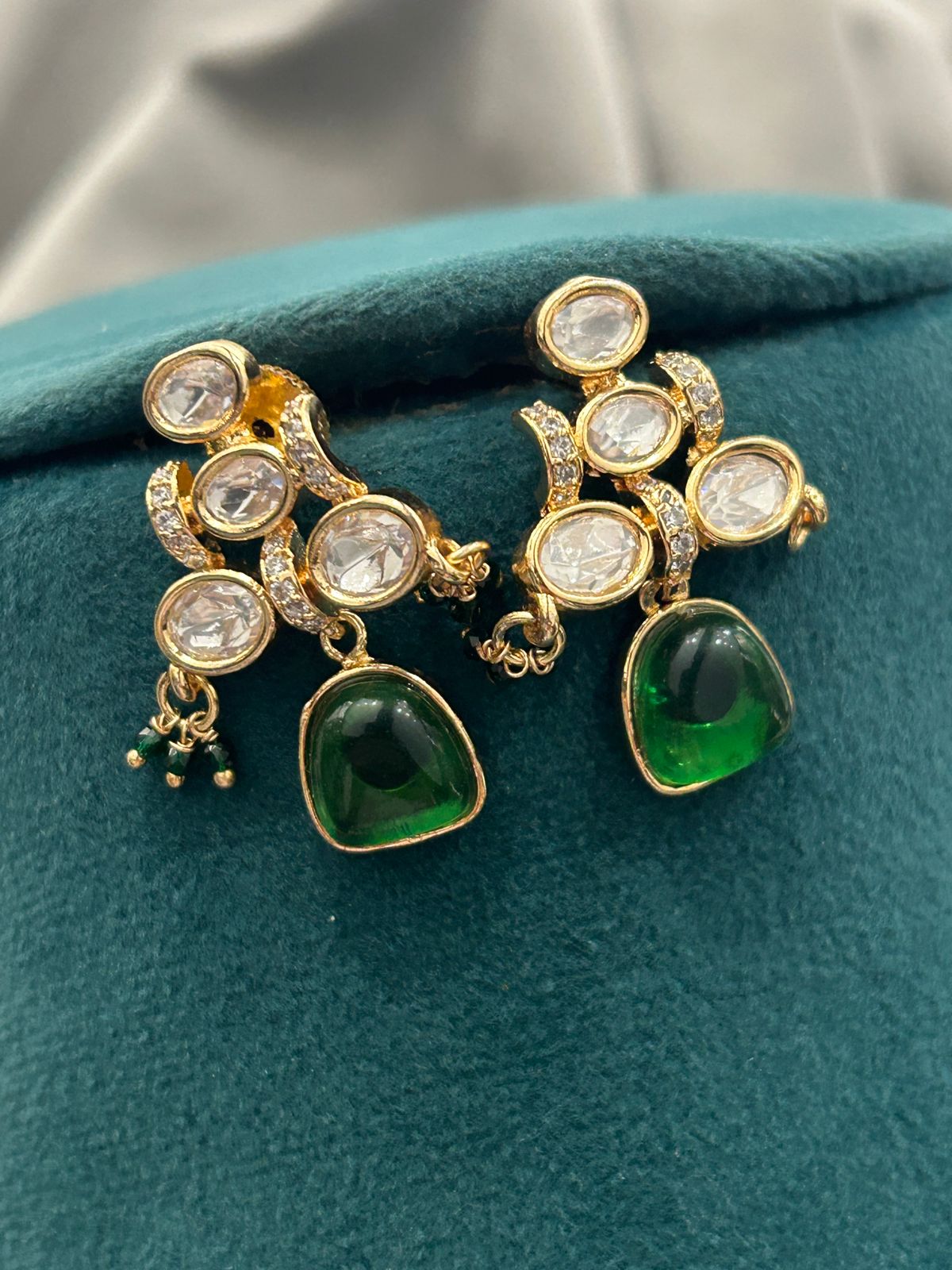 Emerald Green Kundan Necklace Set – Gold Finish with Polki Stones