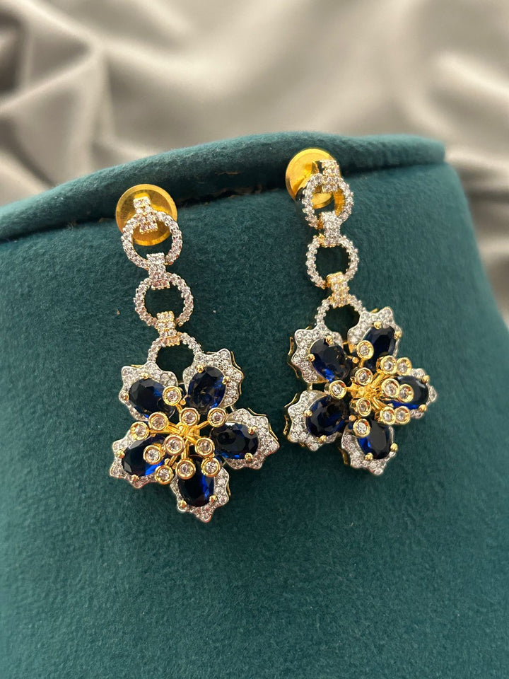 Midnight Blossom Diamond Look Necklace Set