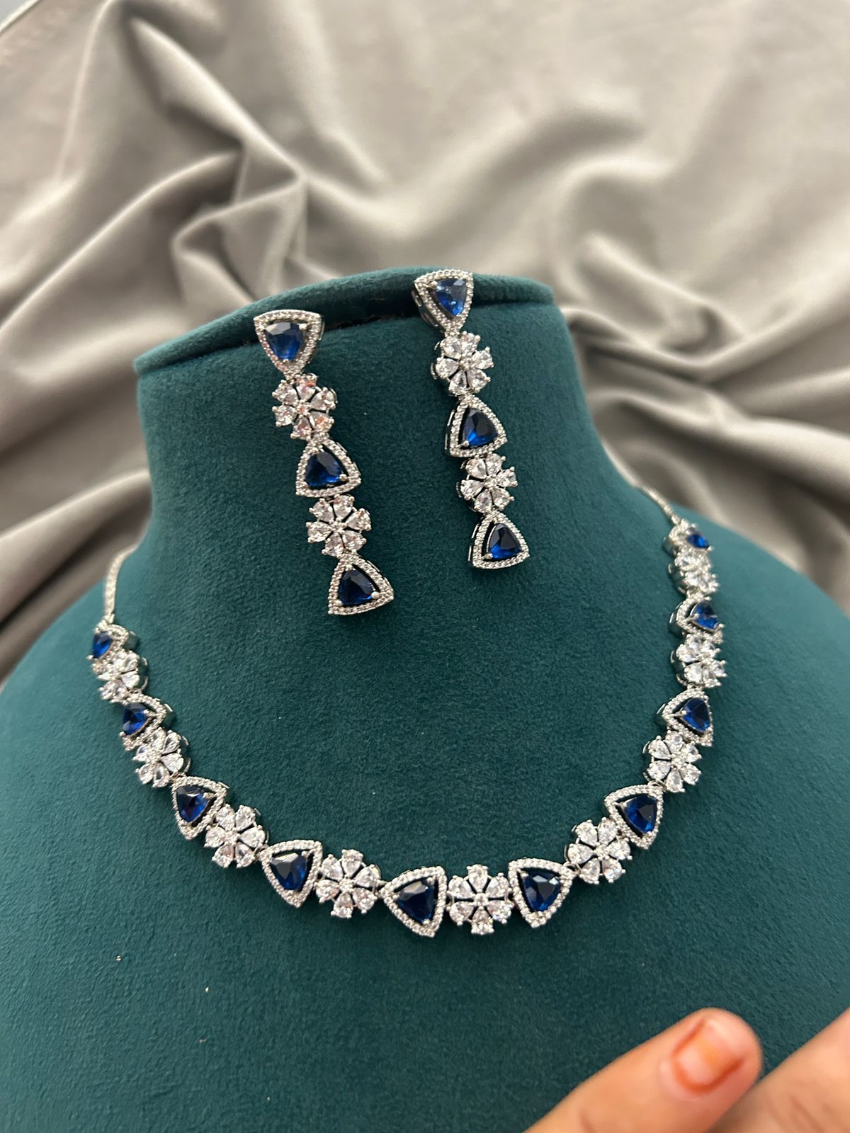 Royal Sapphire Diamond Look Necklace Set