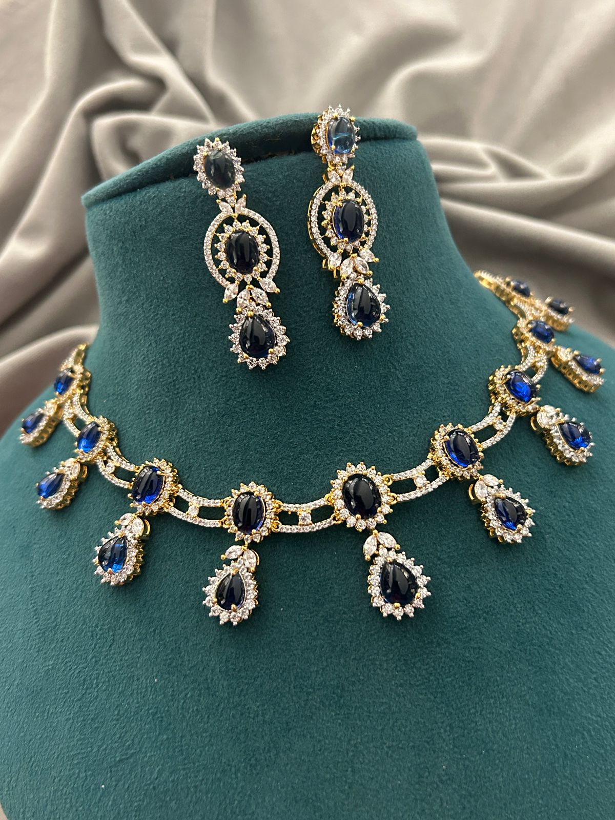 Royal Sapphire Diamond Look Necklace Set