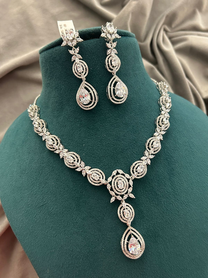 Eternal Spark Diamond Look Necklace Set