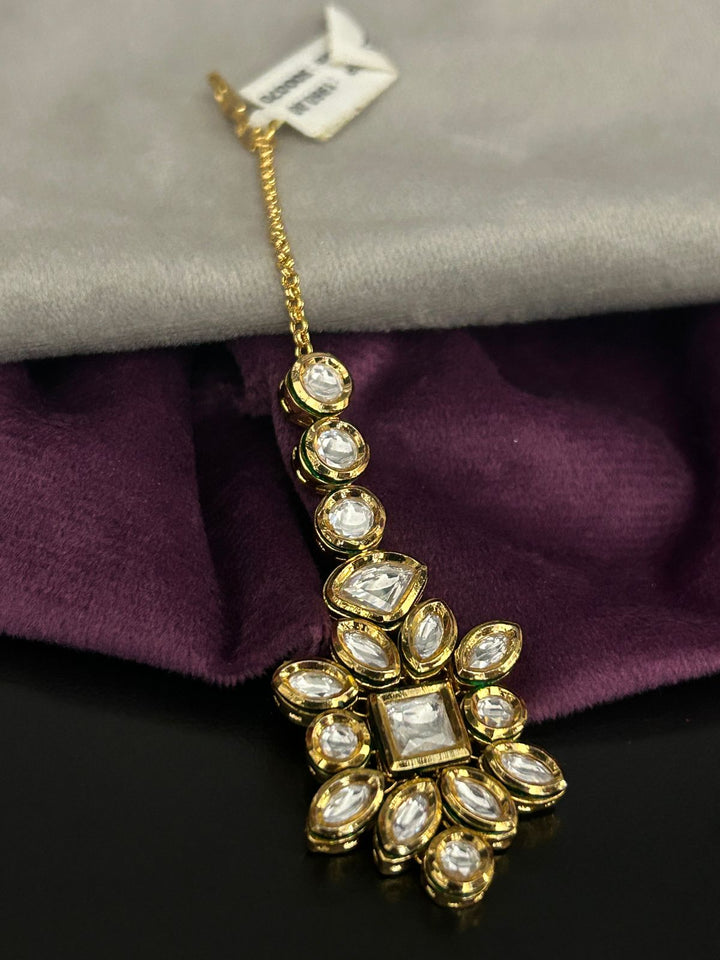 Elegant Kundan Floral Maang Tikka in Gold Finish